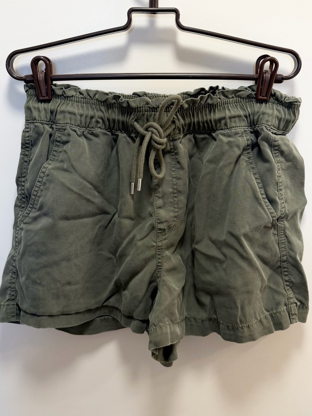Loft Soft Linen Casual Olive Green Drawstring Women’s Shorts